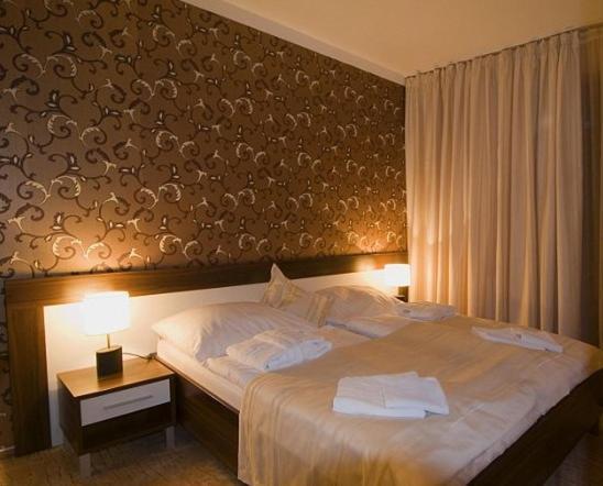 Penzion Villa Rajecke Teplice Bagian luar foto